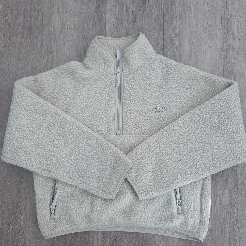 Aritzia fleece TNA 1/2 zip